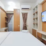 Minimalist And Homey Studio At Amartha View Apartment By Travelio