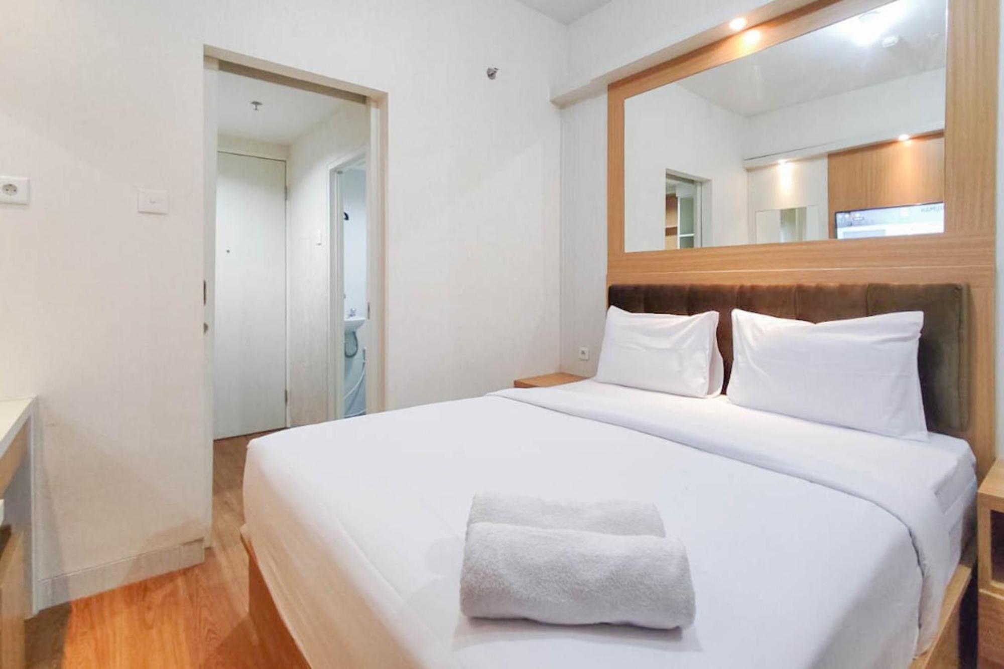 Minimalist And Homey At Amartha View By Travelio Apartemen Semarang